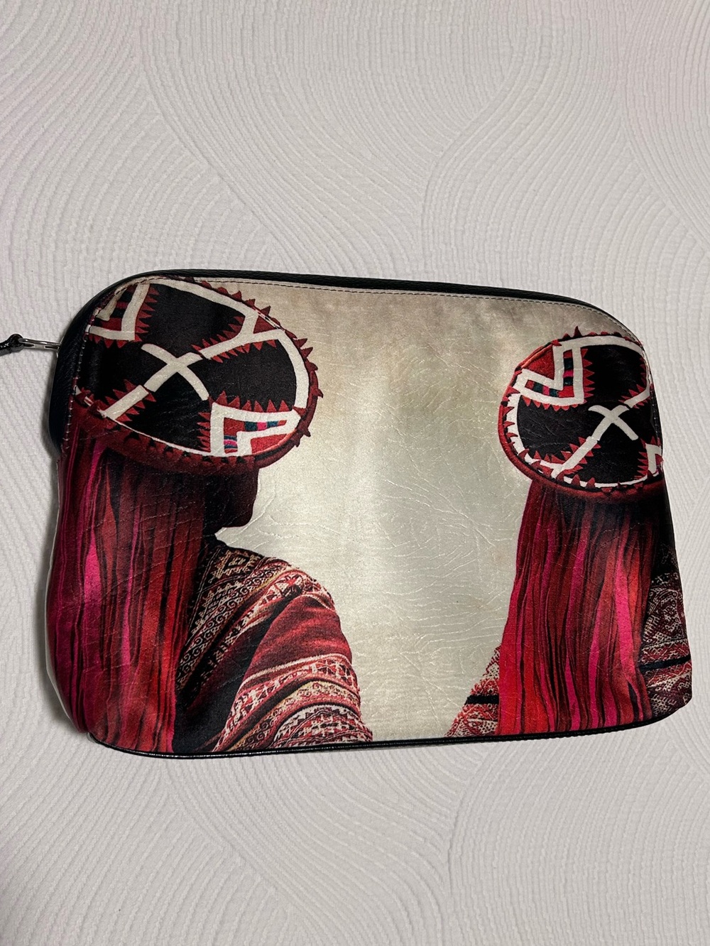 Mario Testino for MATE Printed clutch, Red & Black